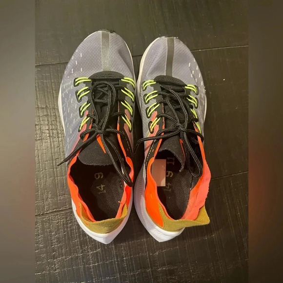 Nike EXP-X14 Black Volt Total Crimson Women Sneakers SZ 9 - Picture 8 of 9